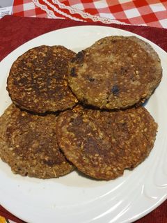 Una foto de Panqueques de banana y avena 2