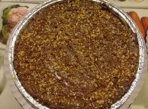 Una foto de Tarta de Dulce de leche Choco y praline!!😏