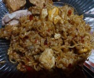 Resep Mudah Nasi goreng mawut mie instan Yummy Mantul