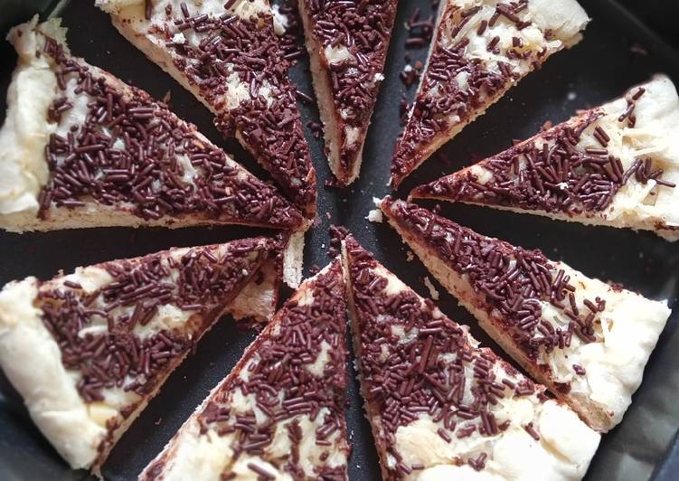 Resep Pizza keju coklat Anti Gagal