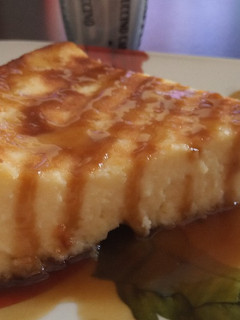 Una foto de Tarta de Queso de la Viña con Toffee al Ron (San Sebastián Cheese)