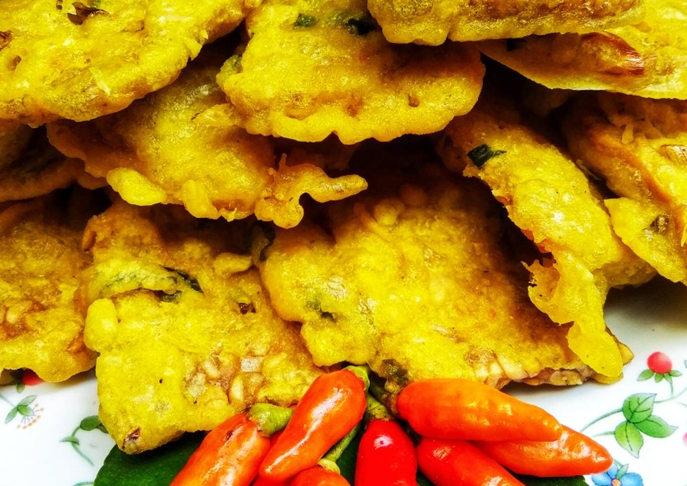 Tempe Mendoan Renya nato Gurich