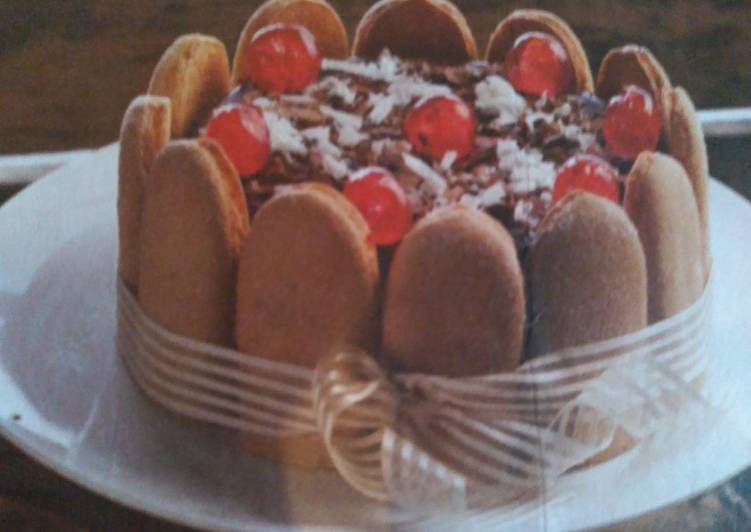 Recetta di Veloce Charlotte al cioccolato