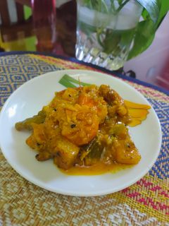 চিংড়ি মাছের বাটি চচ্চড়ি (chingri macher bati chorchori recipe in Bengali) রেসিপির প্রধান ছবি