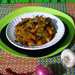 A picture of Dahi bhindi(curd okra).