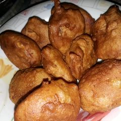 A picture of Egg pakora.