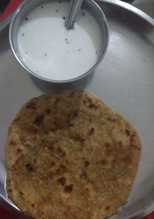A picture of Stuffed Mooli Paratha.