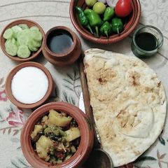 A picture of Mix vegetable with Roti.