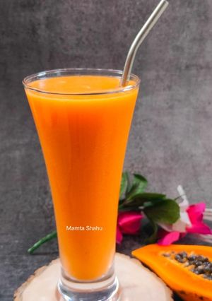 पपीते का ठंडा ठंडा जूस (Papaya Juice Recipe in Hindi) रेसिपी मुख्य फोटो