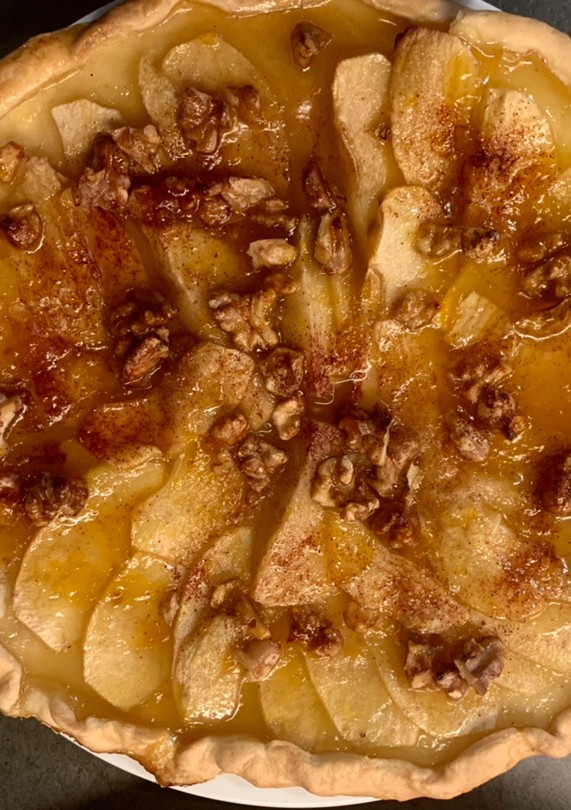 Una foto de Tarta de manzana con nueces