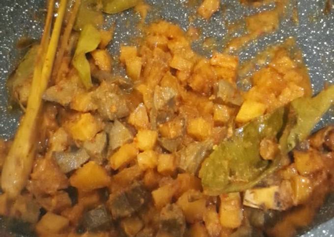 Resep bikin Sambel Goreng Kentang Hati Sapi dijamin menggugah selera