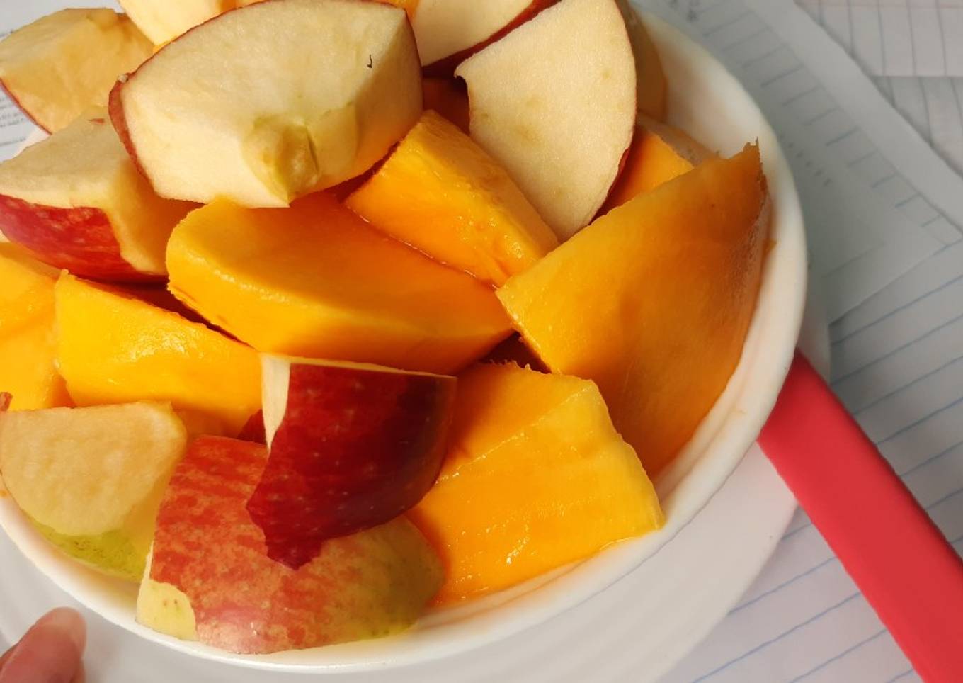 Mango and Apple Fruit Salad