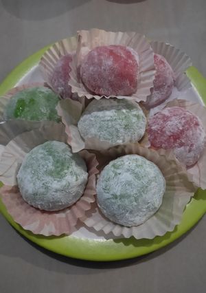 Foto resep Kue moci isi kacang & isi kelapa