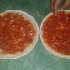 รูปของ Pizza Teplon Sederhana 😋😋