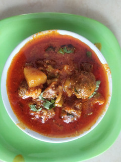 ઊંધિયું(undhiyu recipe in Gujarati) રેસીપી મુખ્ય ફોટો