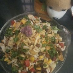 A picture of Jhal muri.
