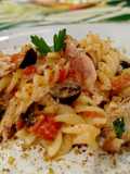 Fusilli con Sgombro, Pomodori Freschi e Granella di Pistacchio di Bronte