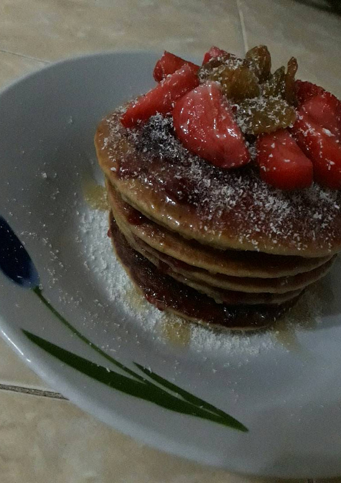 A picture of Pan"cake" (mocha & matcha flavour).