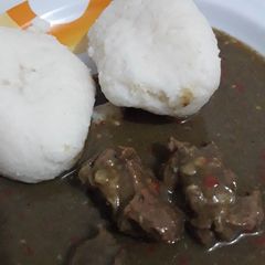 A picture of Tuwo and kuka soup.