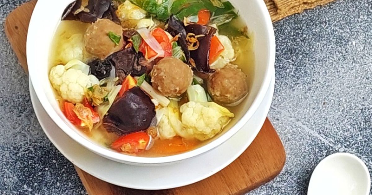 591. Sup bakso sayuran