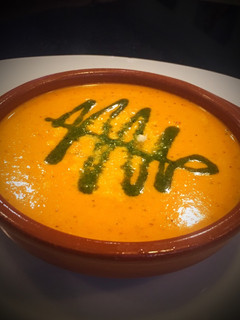 Foto principal de Crema templada de tomates asados con pesto