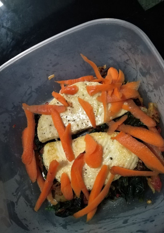 Una foto de Queso panela con espinacas a la mexicana 🇲🇽😍