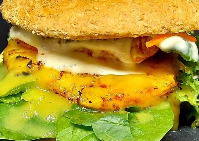 Putenburger mit Ananas und Mangomajo Rezept von christiane - Cookpad