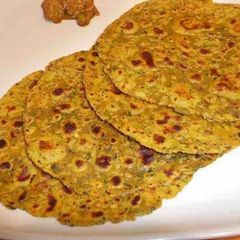 A picture of Dudhi/Lauki thepla.
