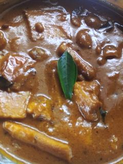தலைப்பு : கருணைக்கிழங்கு புளி குழம்பு / Karunai Kilangu Puli Kulambu curry Recipe in tamil செய்முறை முக்கிய புகைப்படம்