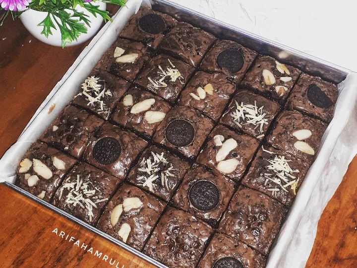 Cara Mudah Menyiapkan Resep Fudgy shiny brownie yang Enak Banget Anti Ribet, Mantap Sekali