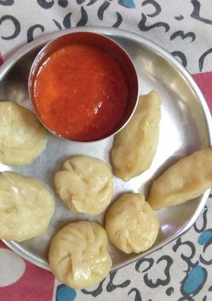 A picture of Momos.