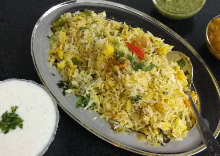 Hyderabadi Vegetable Biryani