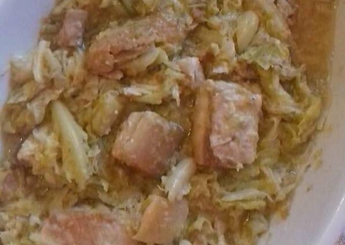 Ricetta di Veloce Tocchetti di maiale con la verza
