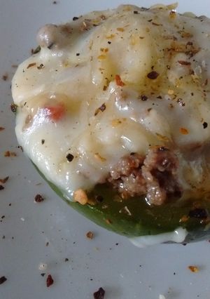 Una foto de Zapallitos rellenos de carne y queso