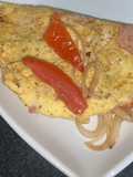 Omelette de cebolla y tomate