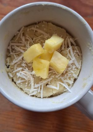 Una foto de Mug cake de piña y coco en microondas