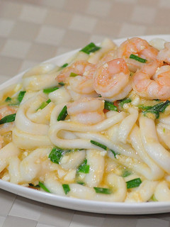 【輕鬆做年菜】 金沙韭香蝦粄條 的食譜成品照片