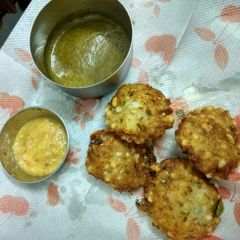 A picture of Sabudana bara.