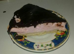 Una foto de 🍦Pastel helado a la charlotte🍫