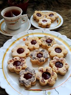 عکسی از دستور شیرینی مربایی با مارمالاد گیلاس