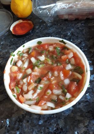 Una foto de Un buen pebre chileno🇨🇱😋