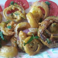 A picture of Spiced Onion rings bhajia #localfoodcontest_kisumu.