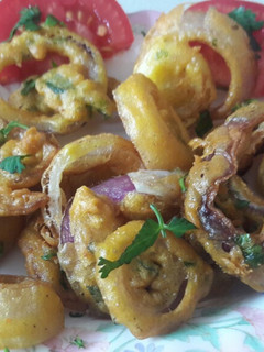 A picture of Spiced Onion rings bhajia #localfoodcontest_kisumu.