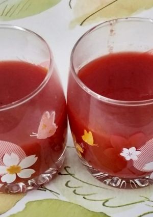 A picture of Beetroot Carrot Soup.
