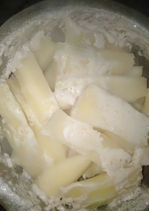 A picture of Coconut cassava.