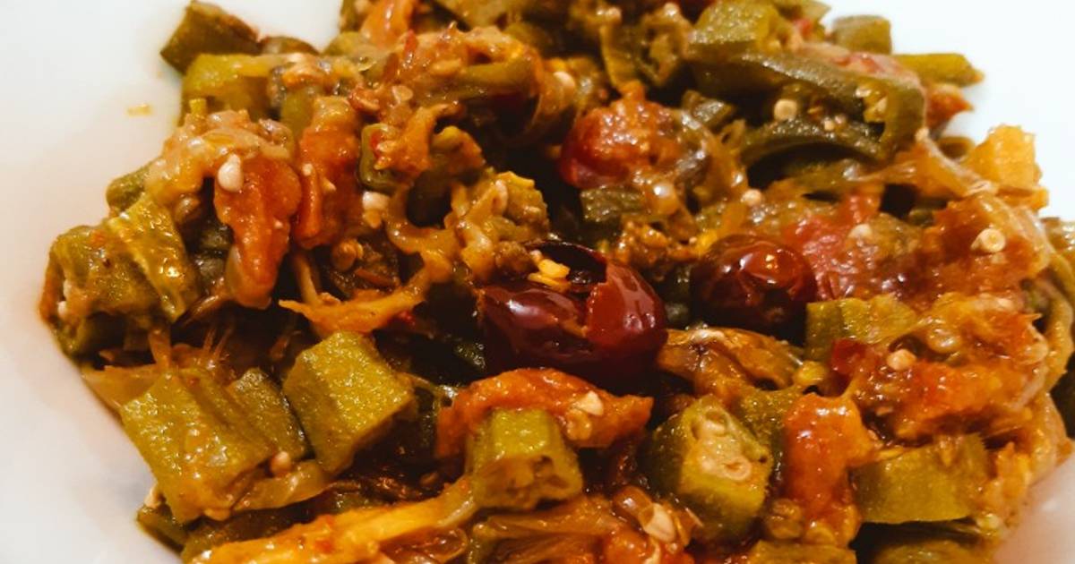 Bhindi ki Bhujia Recipe by Kashaf Khan - Cookpad