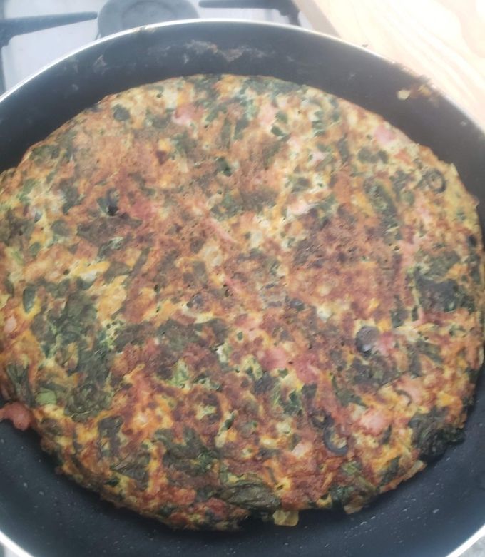 Una foto de Tortilla de espinaca y zanahoria..