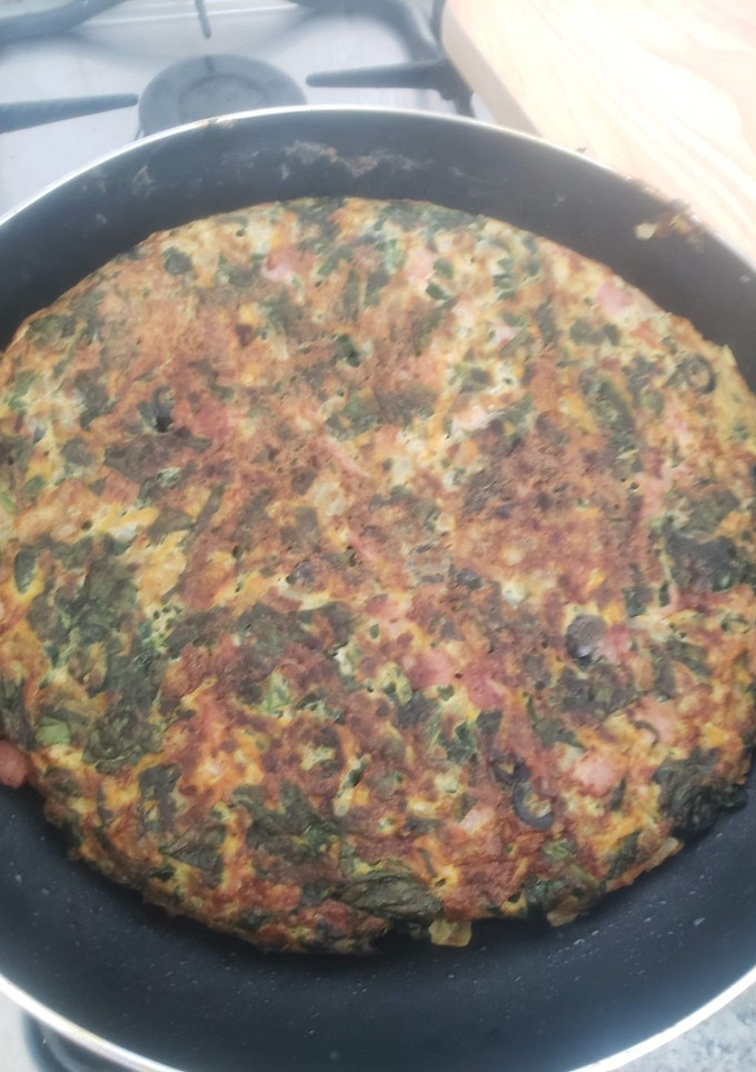 Una foto de Tortilla de espinaca y zanahoria..