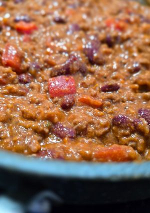 Una foto de 🌶️ El chili con carne que alegra cualquier día (y pide pan 😜)