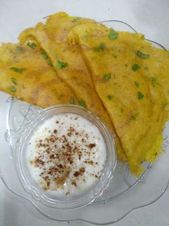 મગ ની દાળ ના ચીલા (Moongdal Chila Recipe in Gujarati) રેસીપી મુખ્ય ફોટો